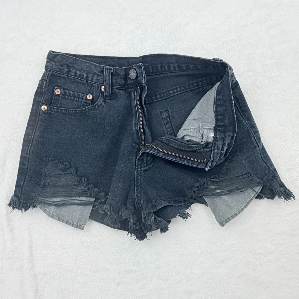 Signature 8 Denim Shorts Womens Small S 26 Dark Blue Excellent Distressed P1088